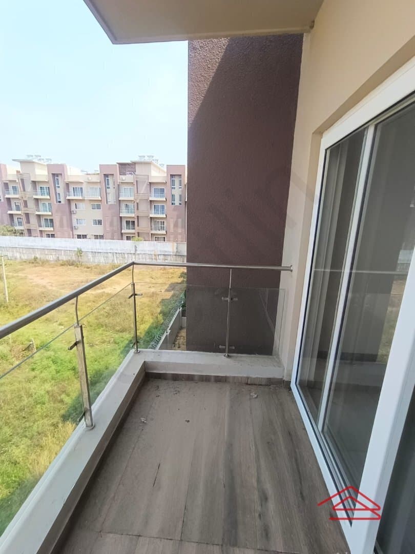 Balcony 2