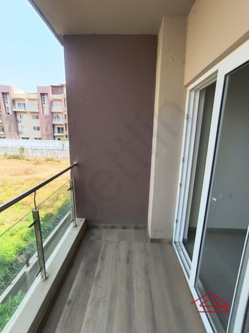 Balcony 3