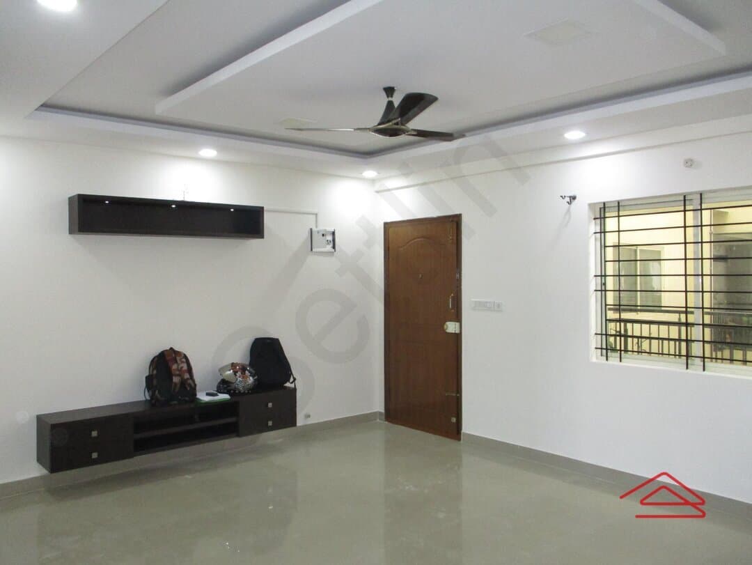 Hall 1
