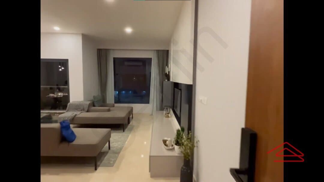 Hall 1