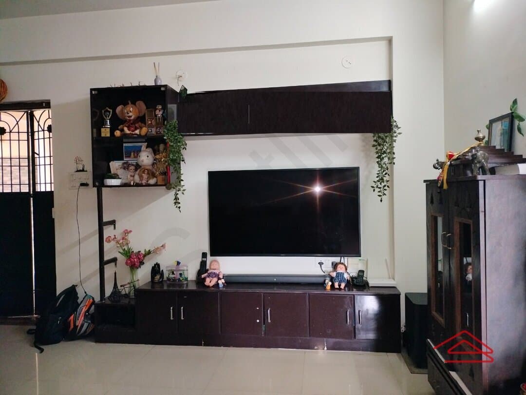 Hall 1