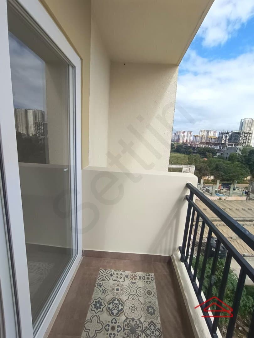 Balcony 2