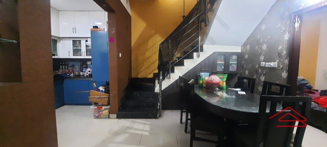 Hall 1