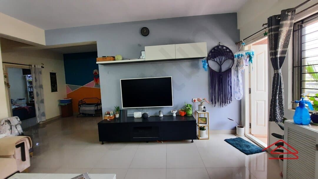 Hall 1