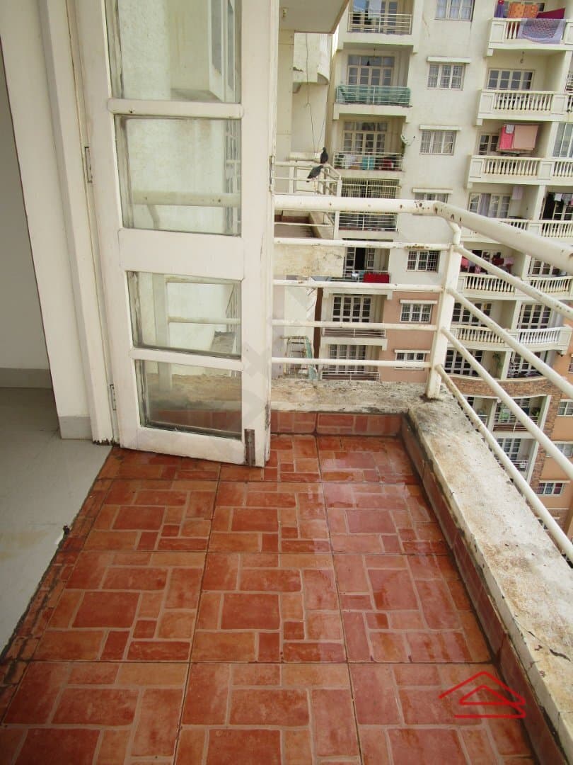 Balcony 2