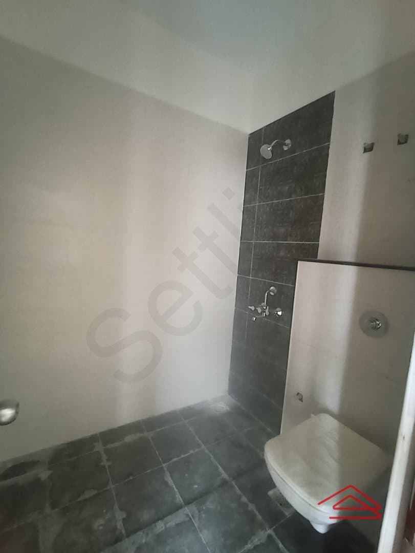 Bathroom 4