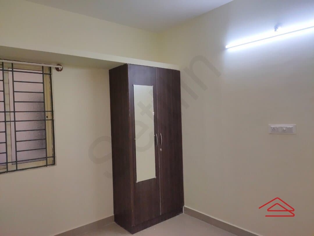 Sub Unit : bedrooms 1
