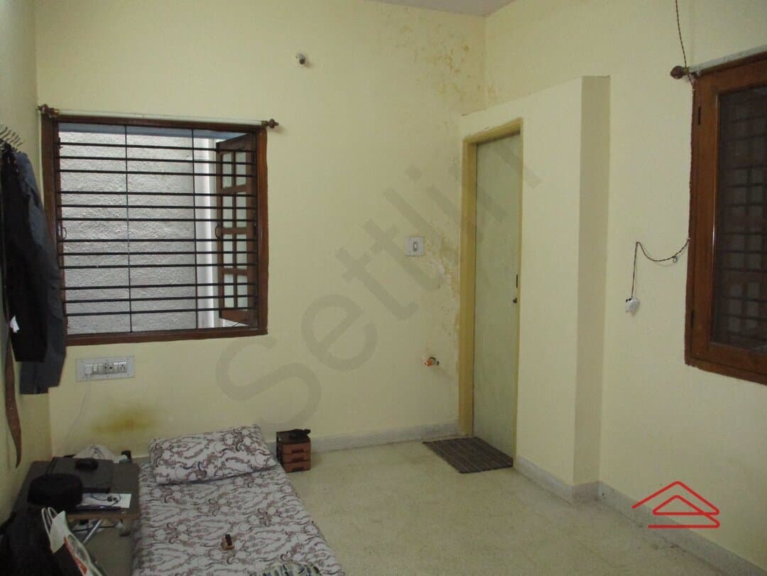 Sub Unit : bedrooms 2