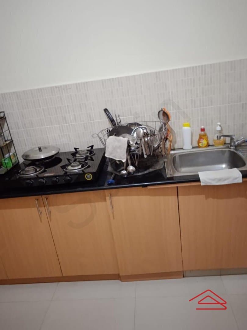 Kitchen 1