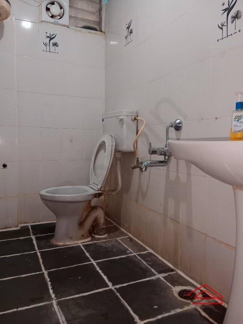 Bathroom 3