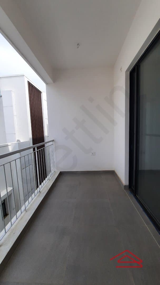 Balcony 3