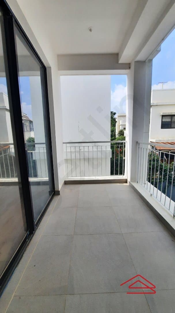Balcony 1