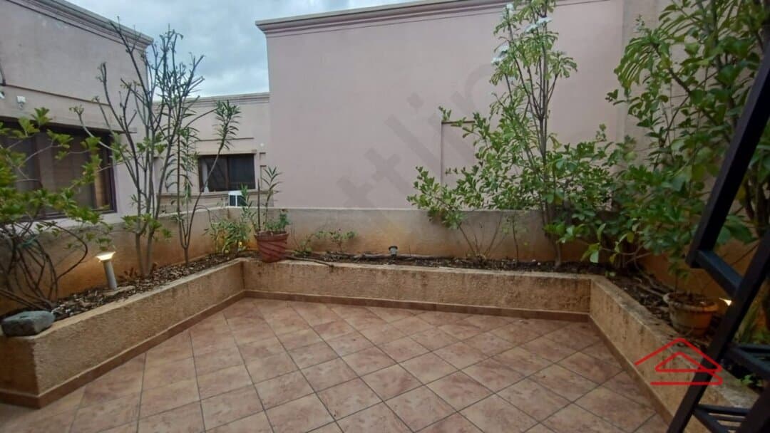 Balcony 3