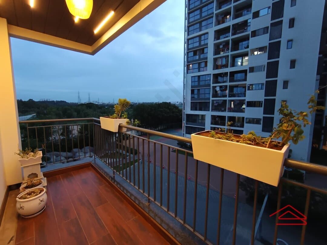 Balcony 1