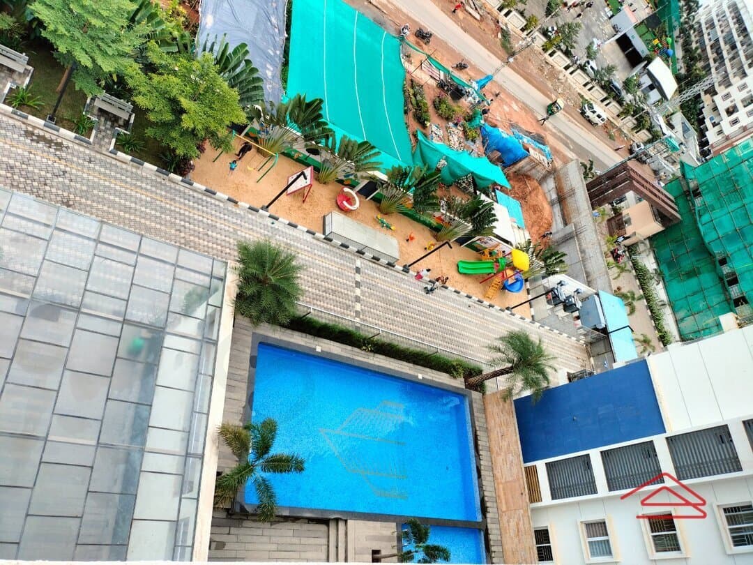 Balcony 1