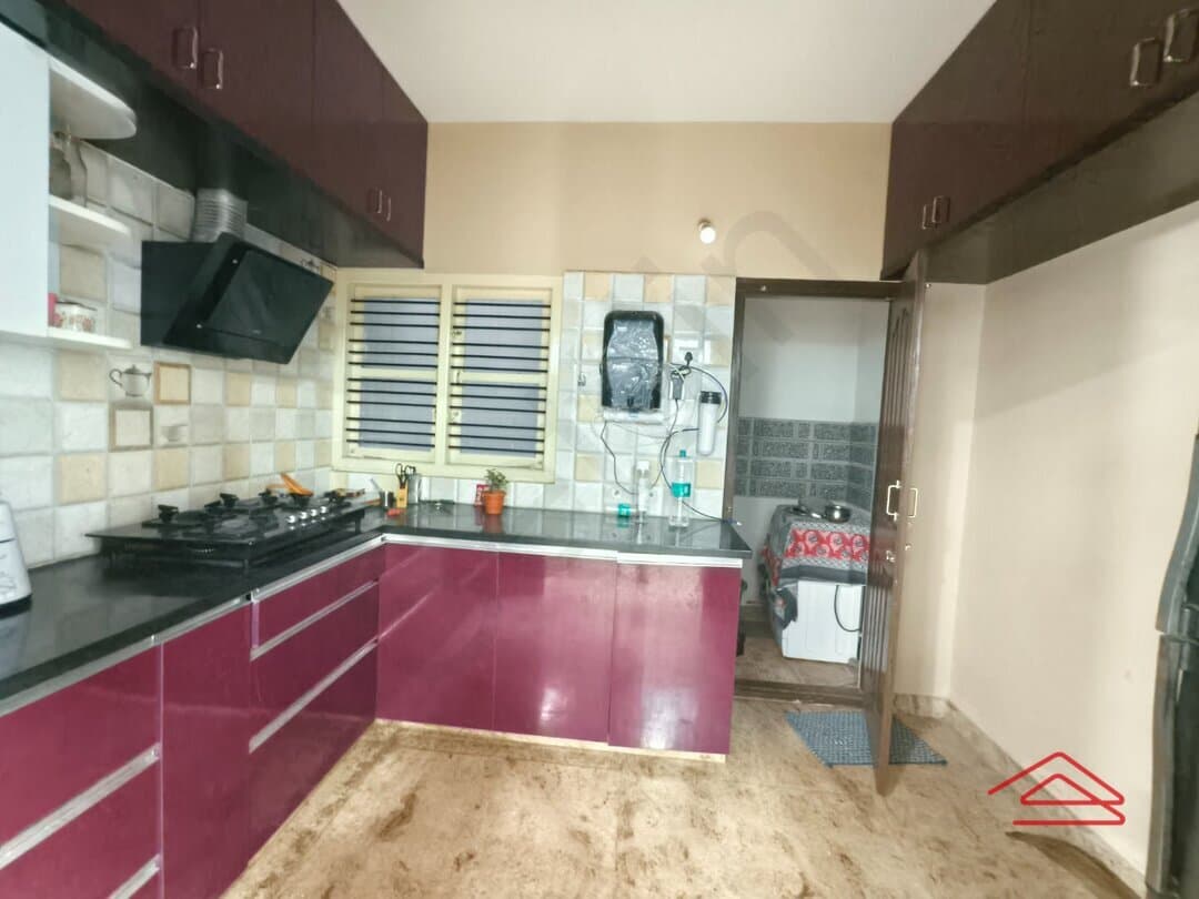 Kitchen 1
