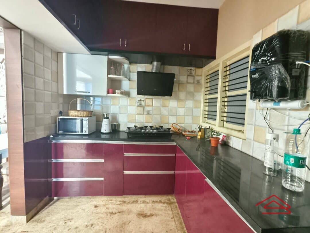 Kitchen 1