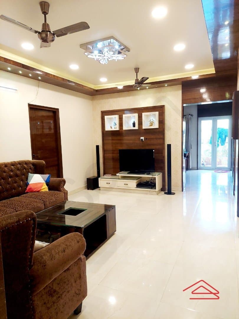 Hall 1