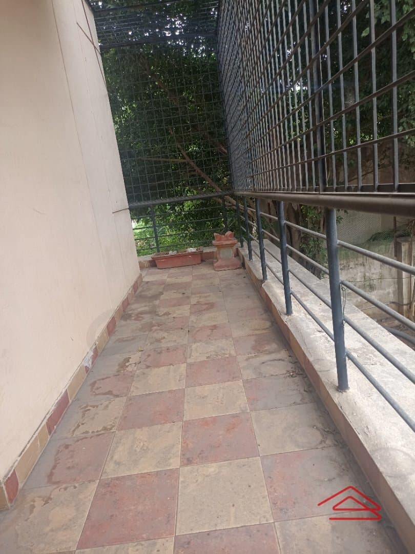 Balcony 2