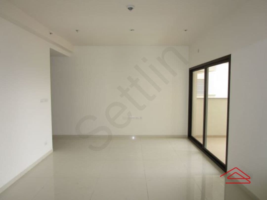 Hall 1