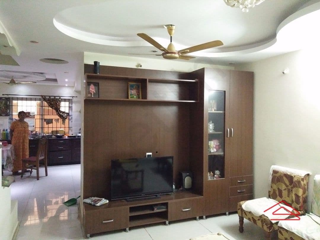 Hall 1
