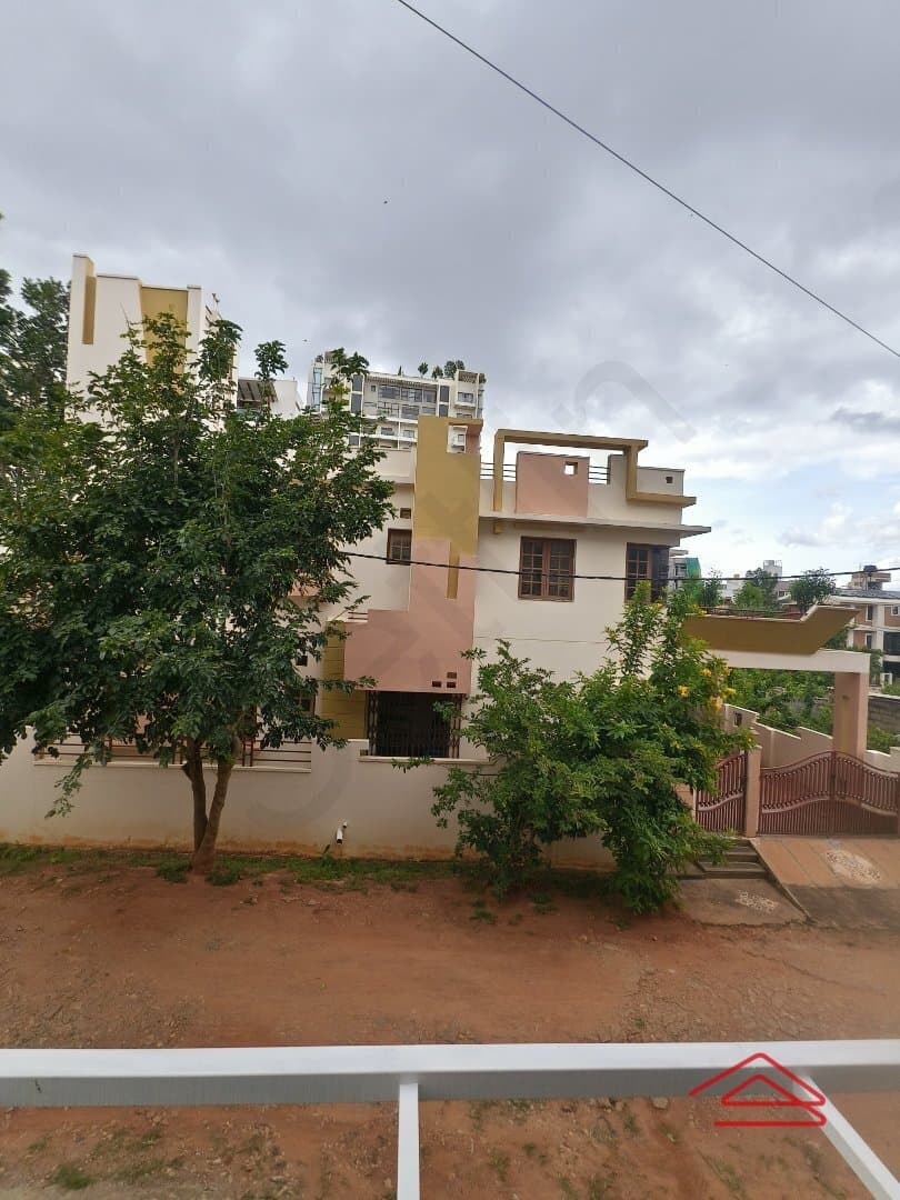 Balcony 4