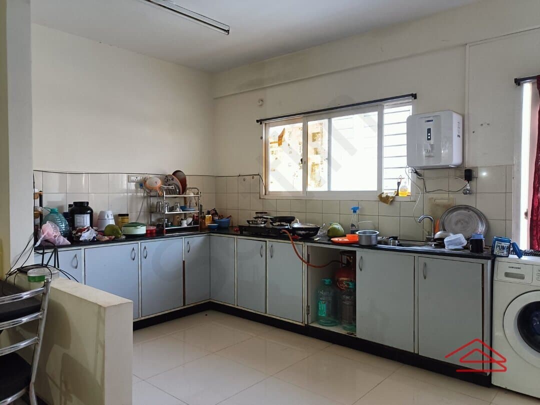 Kitchen 1