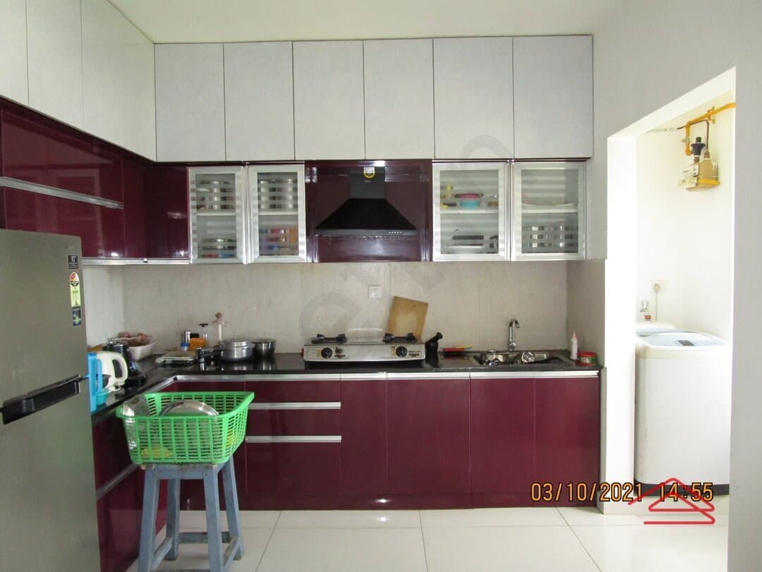 Kitchen 1