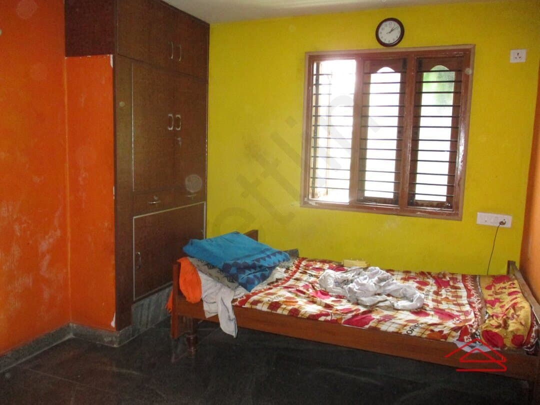 Sub Unit : bedrooms 3
