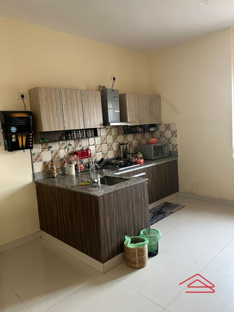 Kitchen 1