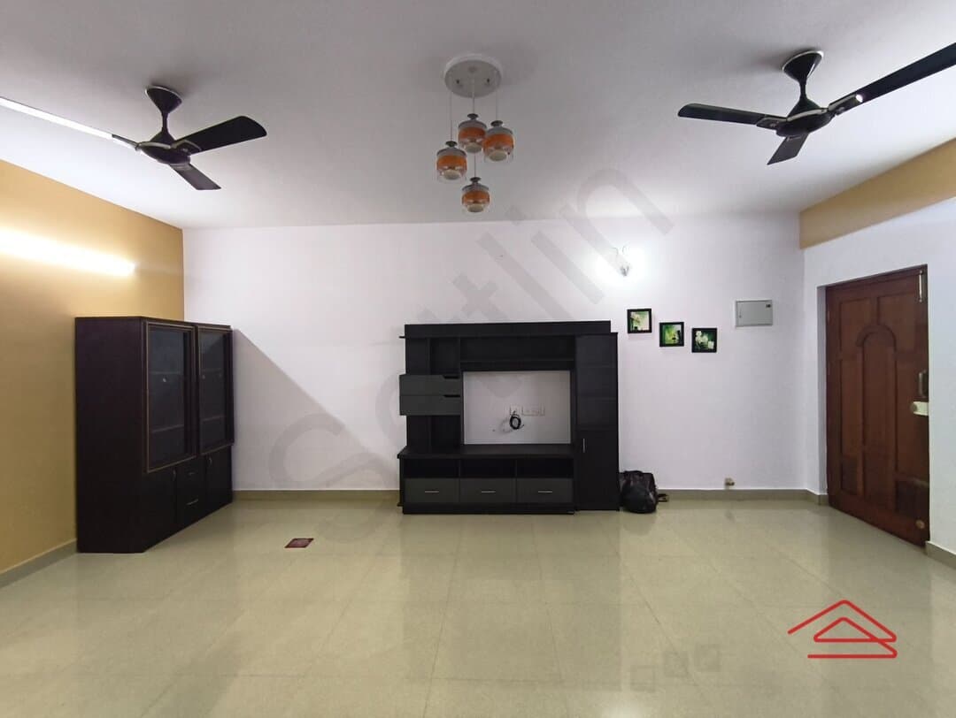 Hall 1