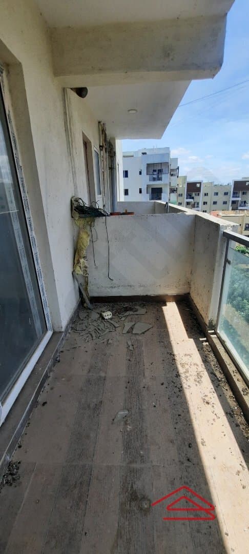 Balcony 2