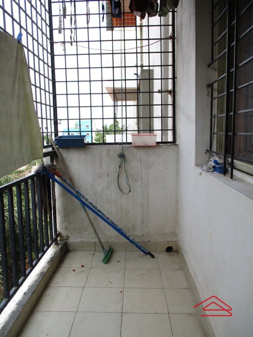 Balcony 2
