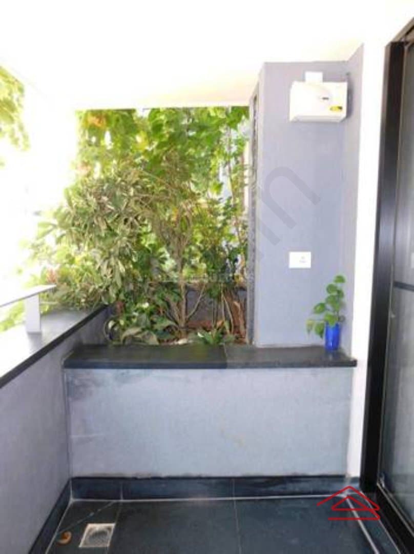 Balcony 1