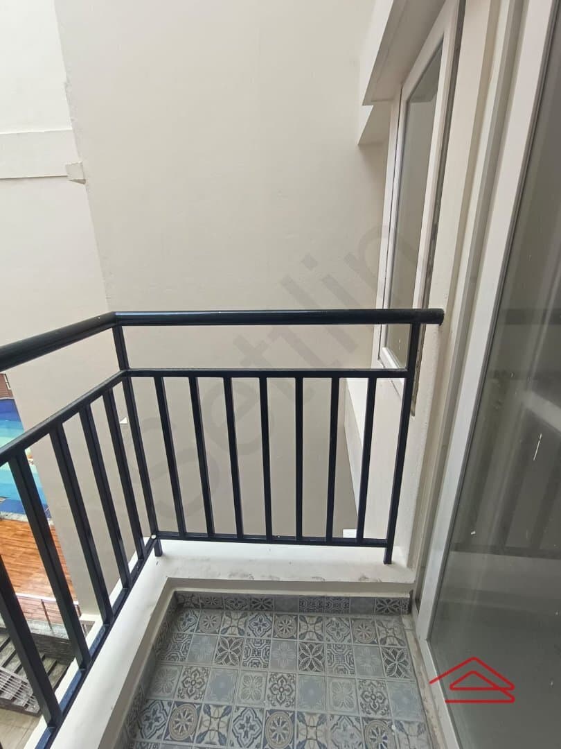 Balcony 1
