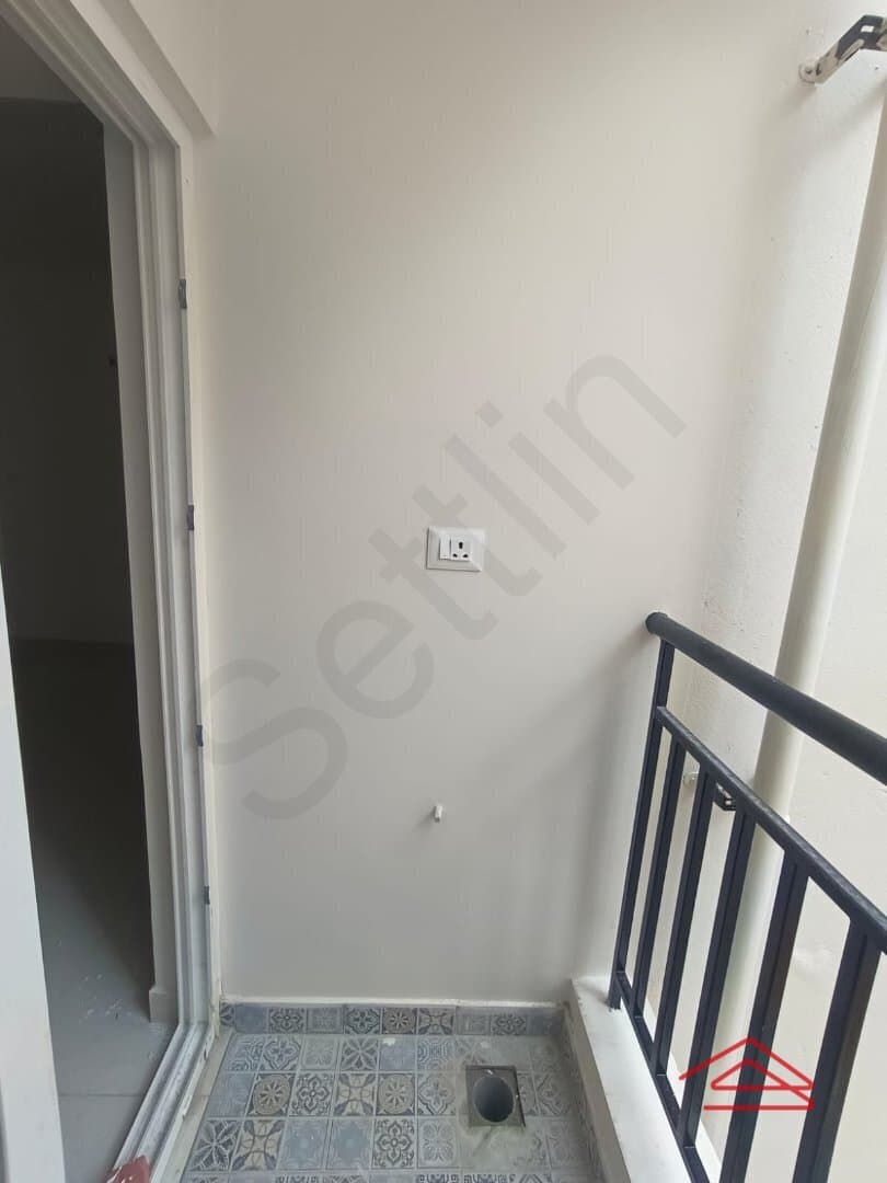 Balcony 1