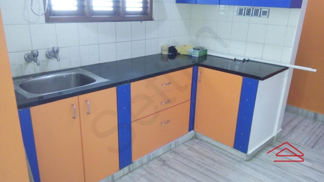 Kitchen 1
