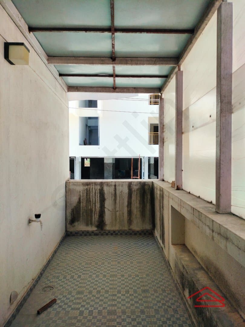 Balcony 2