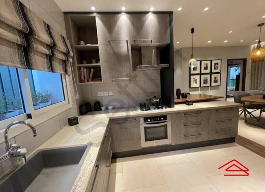 Kitchen 1