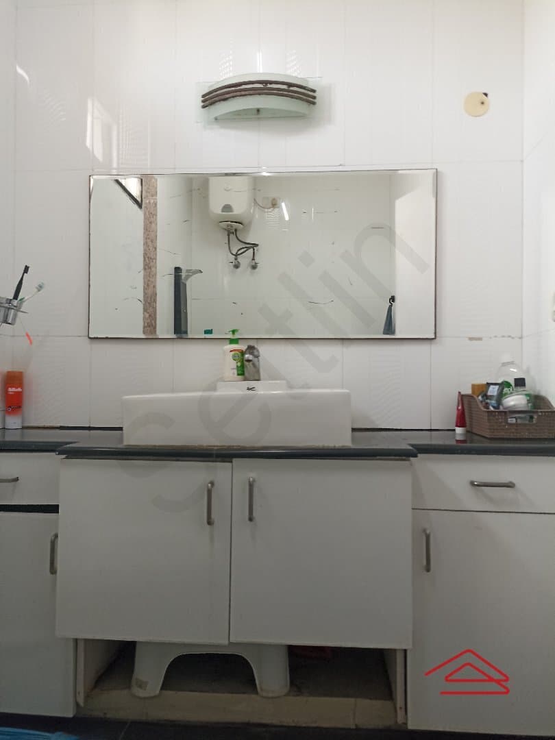 Bathroom 4