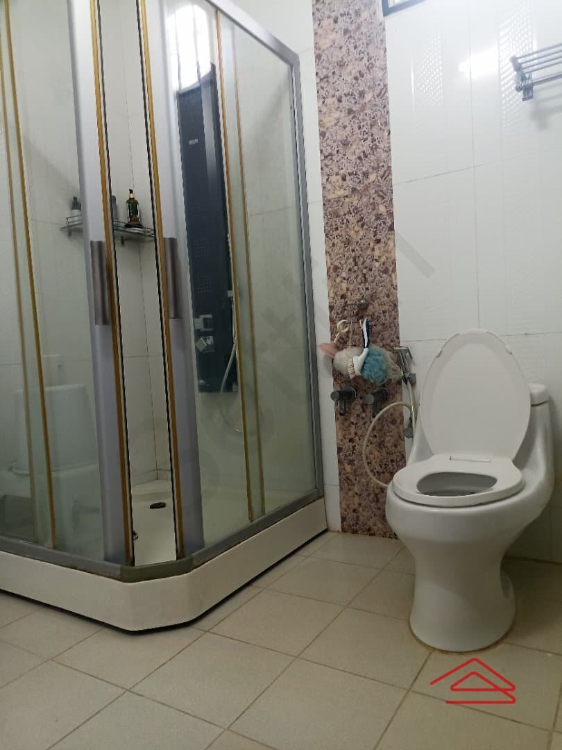Bathroom 2