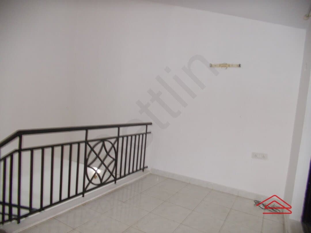 Hall 2