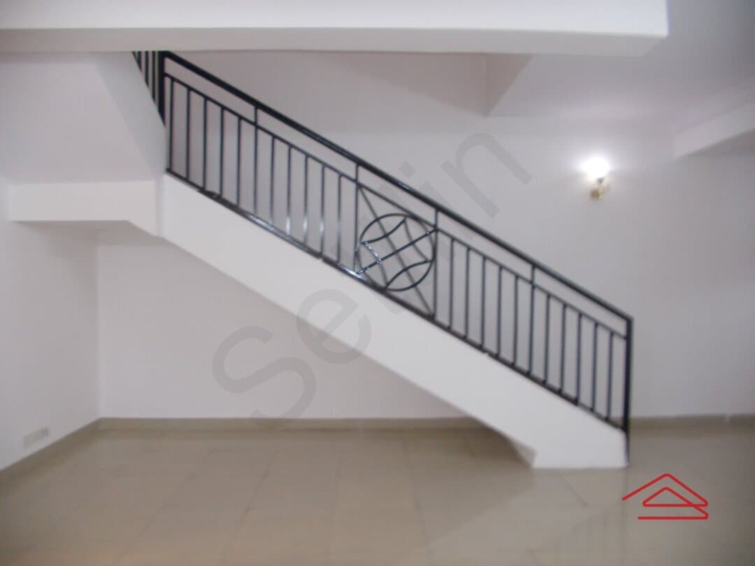 Hall 1