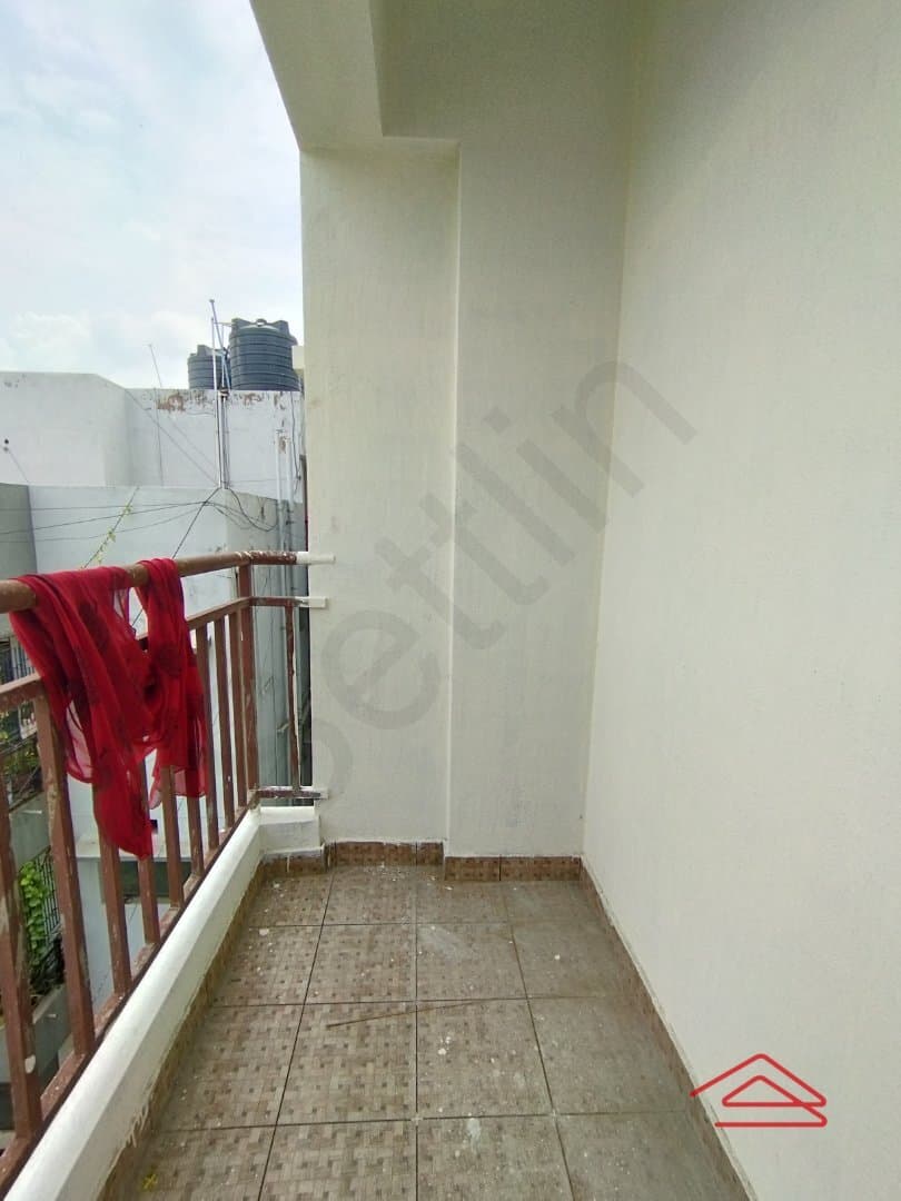 Balcony 1
