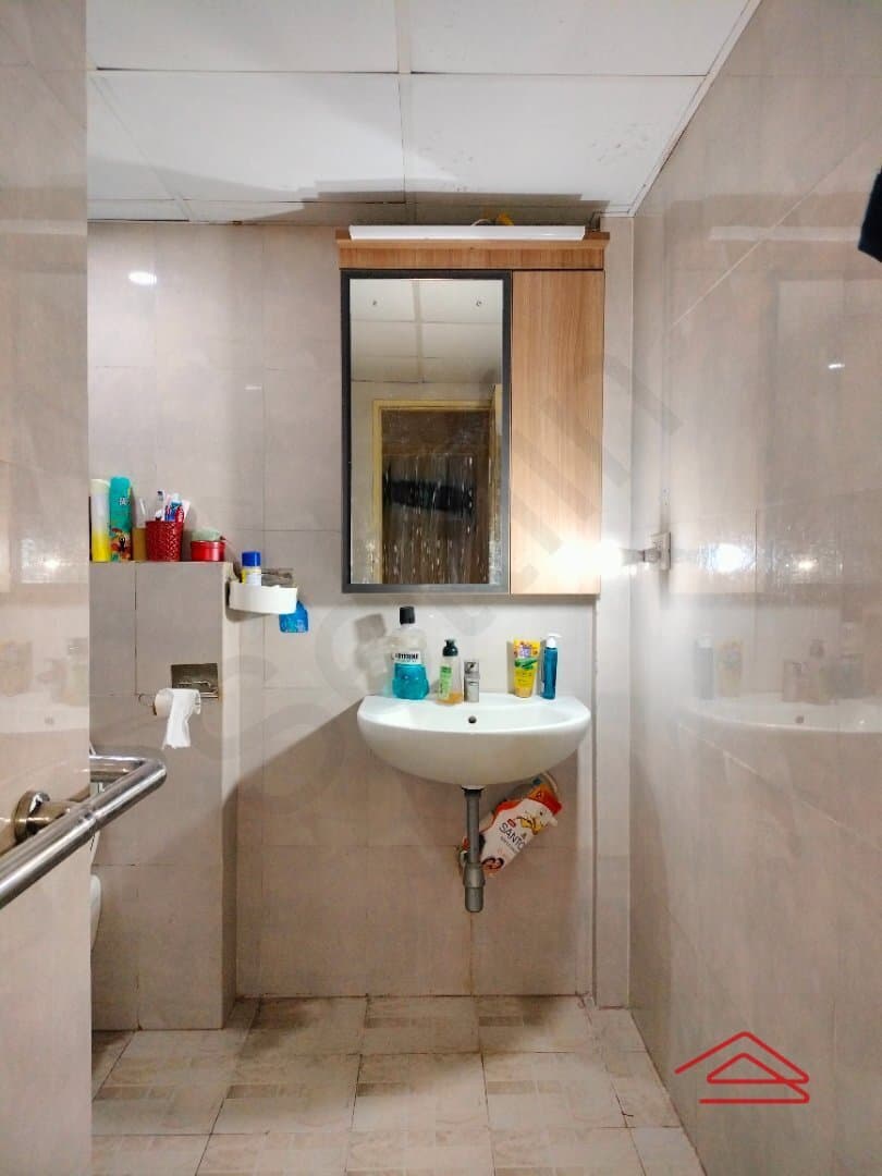 Bathroom 2
