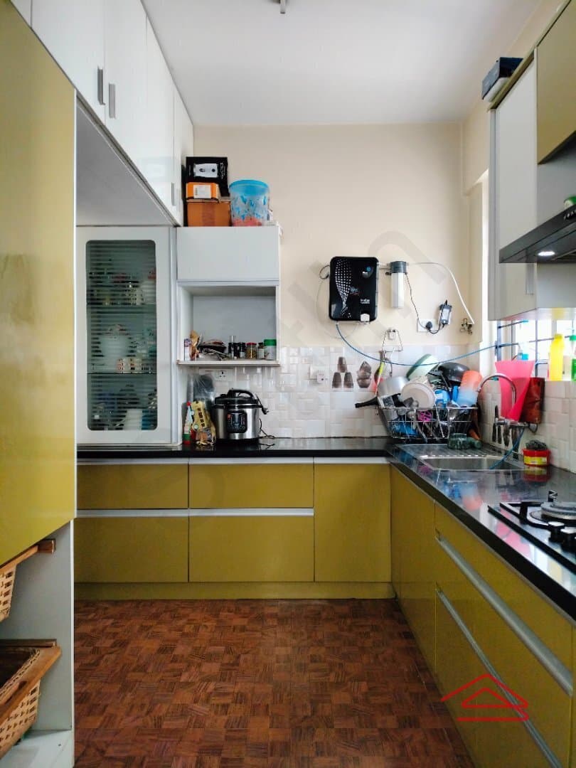 Kitchen 1