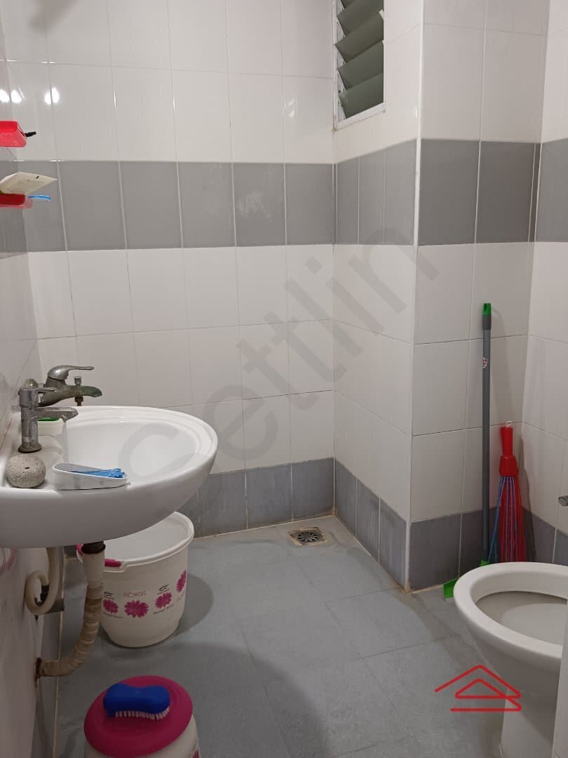 Bathroom 1