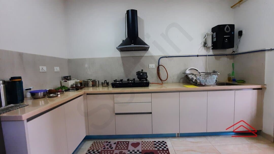 Kitchen 1