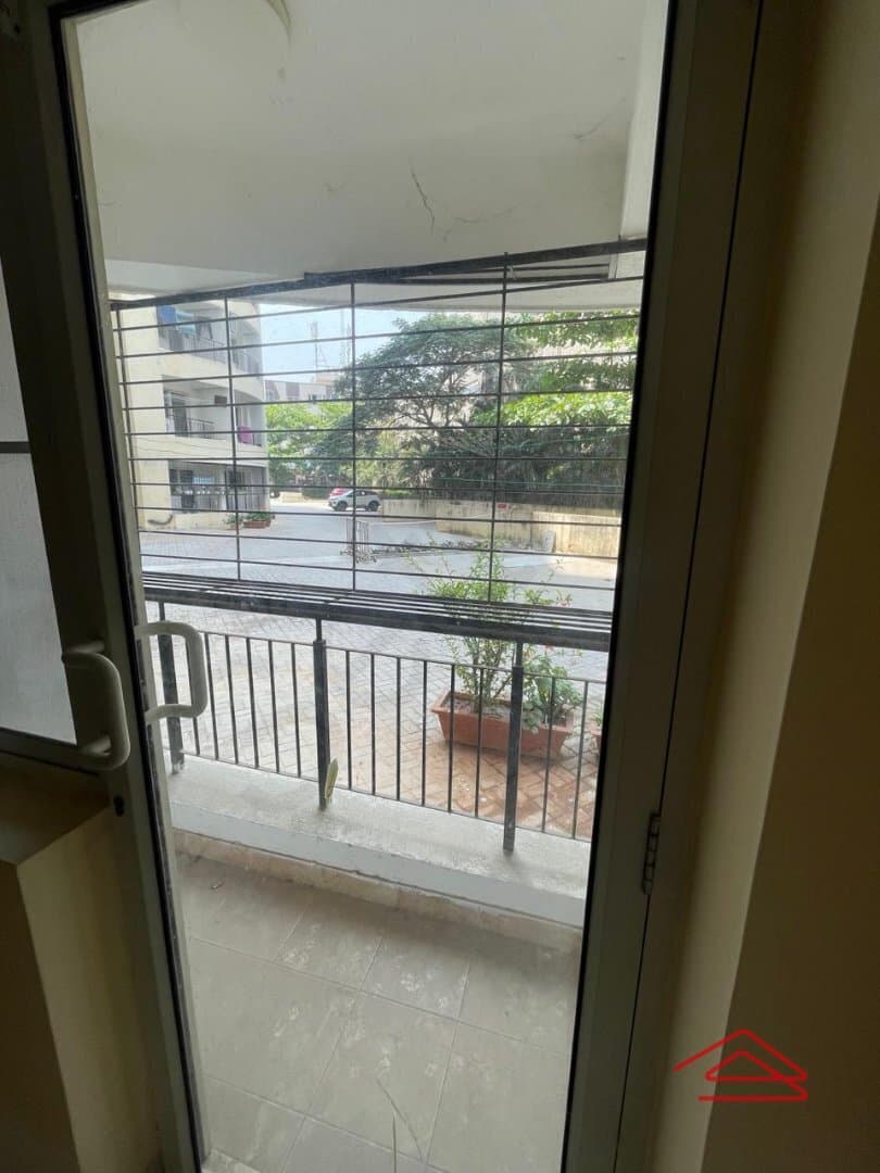 Balcony 2