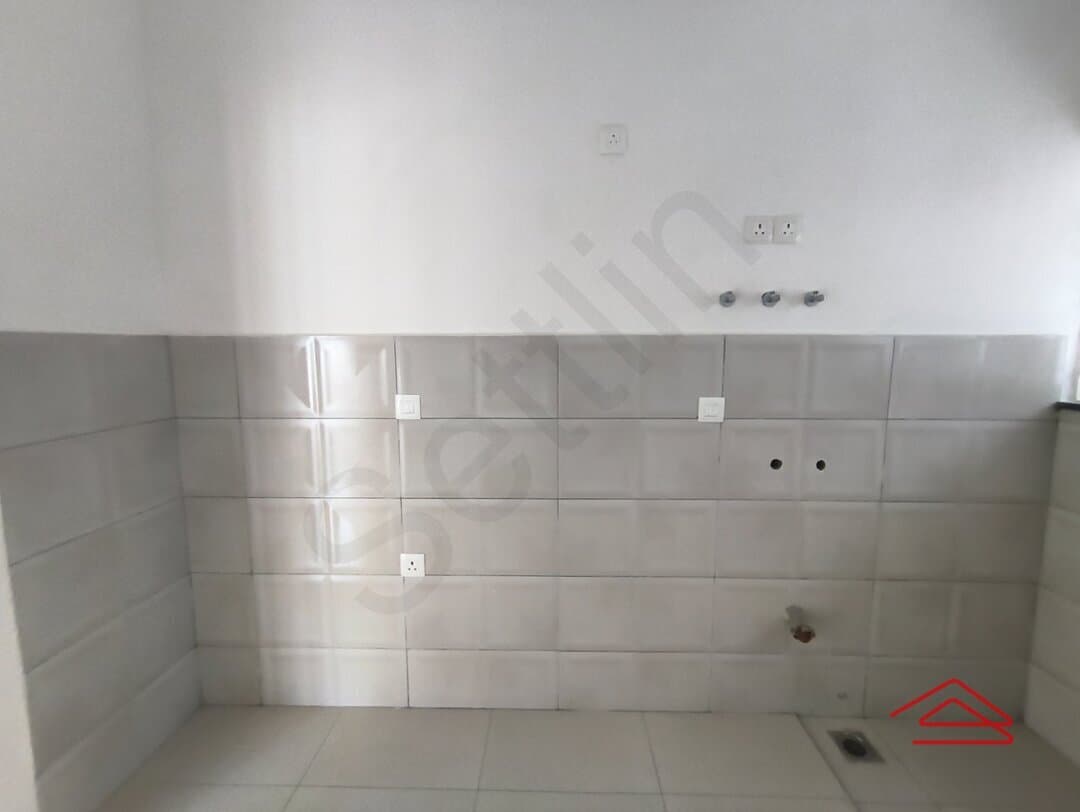 Kitchen 1